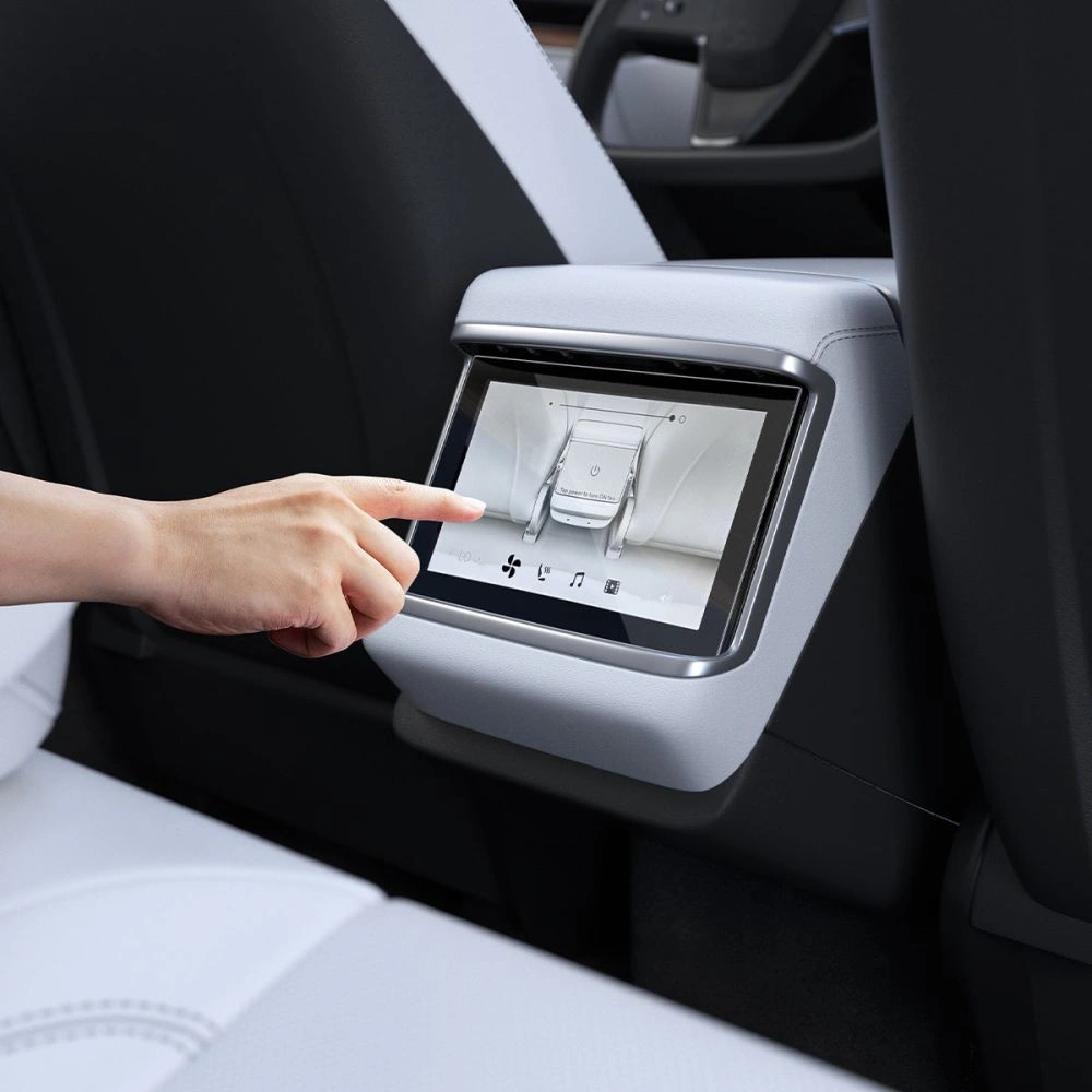 Szkło hartowane Spigen GLAS.tR Slim Tesla Model X 2022/Model S 2021 Black