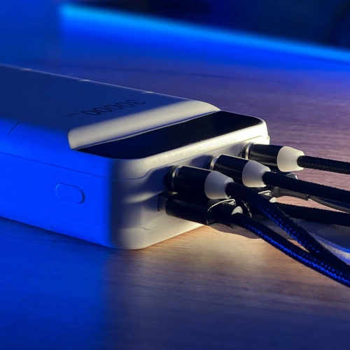 Kup [OUTLET] Powerbank Dudao 30000mAh 3xUSB lampka LED biały (K8s+) - OT-426 - {ean13} - Sklep Home Screen