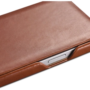 Kup Etui iCarer Curved Edge Vintage Folio Apple iPhone 13 hnědý - ICR284 - {ean13} - Sklep Home Screen