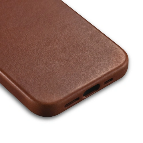 Kup Etui iCarer Oil Wax Premium Leather MagSafe Apple iPhone 14 brązowy - ICR325 - {ean13} - Sklep Home Screen