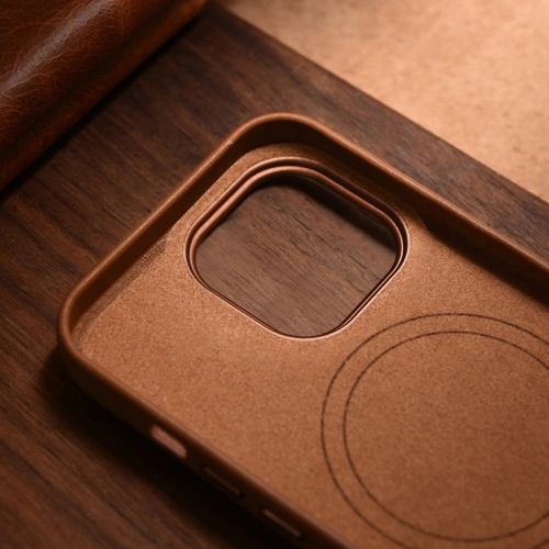 Buy iCarer Case Leather MagSafe Apple iPhone 14 Pro Max brown - ICR356 - {ean13} - Home Screen Store Europe