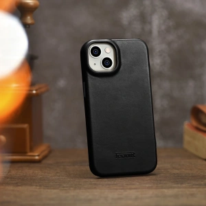 Kup Etui iCarer CE Oil Wax Premium Leather Folio MagSafe Apple iPhone 14 czarny - ICR381 - {ean13} - Sklep Home Screen