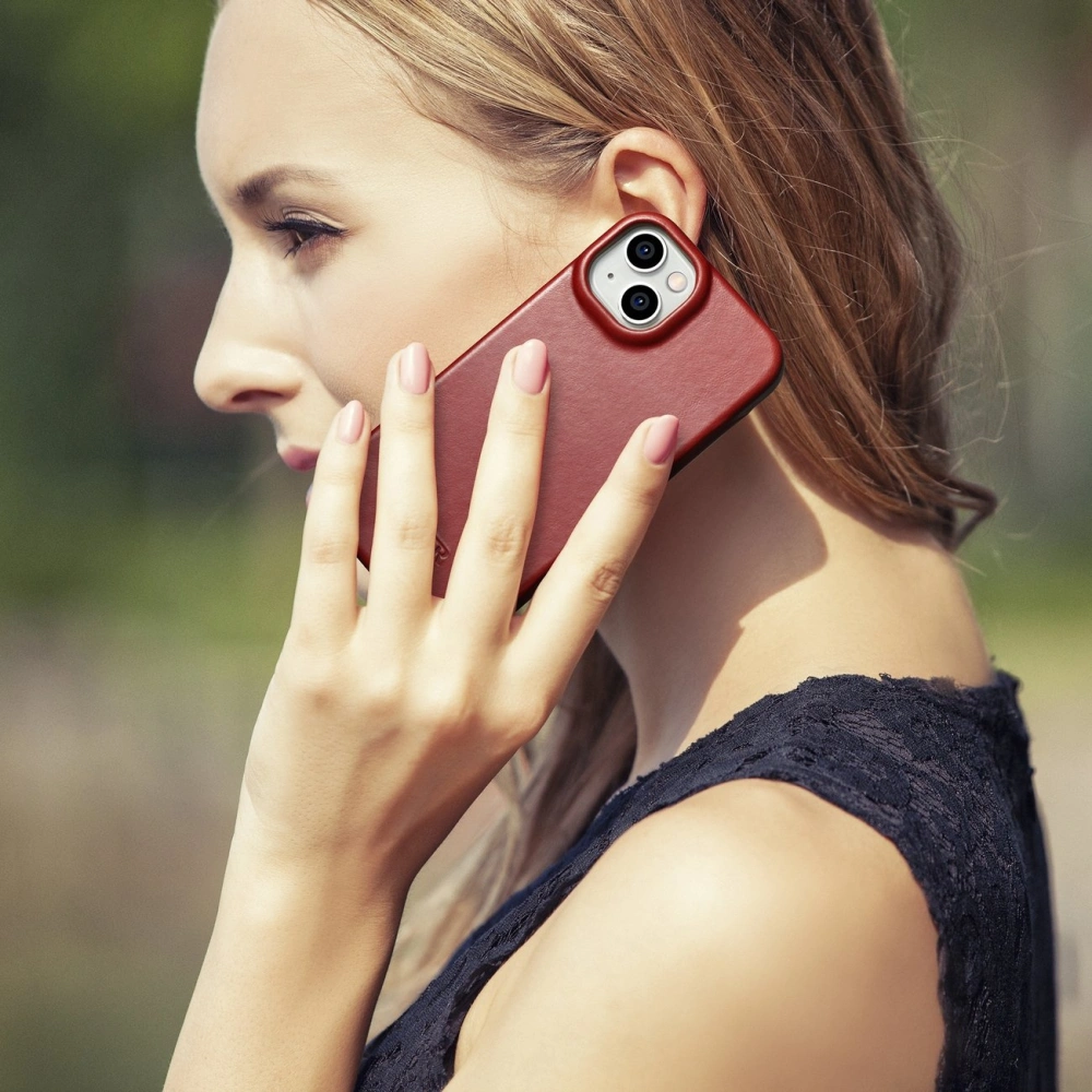 Etui iCarer CE Oil Wax Premium Leather Folio MagSafe Apple iPhone 14 czerwony