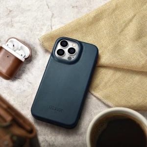 Kup Etui iCarer CE Oil Wax Premium Leather Folio MagSafe Apple iPhone 14 Pro modrý - ICR387 - {ean13} - Sklep Home Screen