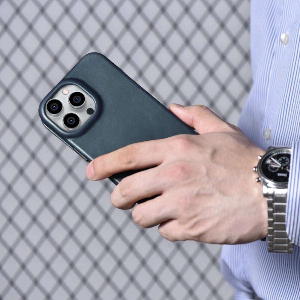 Etui iCarer CE Oil Wax Premium Leather Folio MagSafe Apple iPhone 14 Pro niebieski