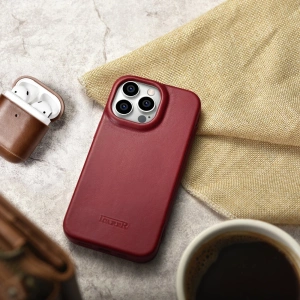Kup Etui iCarer CE Oil Wax Premium Leather Folio MagSafe Apple iPhone 14 Pro červený - ICR388 - {ean13} - Sklep Home Screen