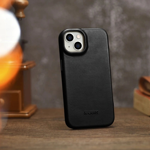 Kup Case iCarer CE Oil Wax Premium Leather Folio MagSafe Apple iPhone 14 Plus / 15 Plus schwarz - ICR389 - {ean13} - Sklep Home Screen