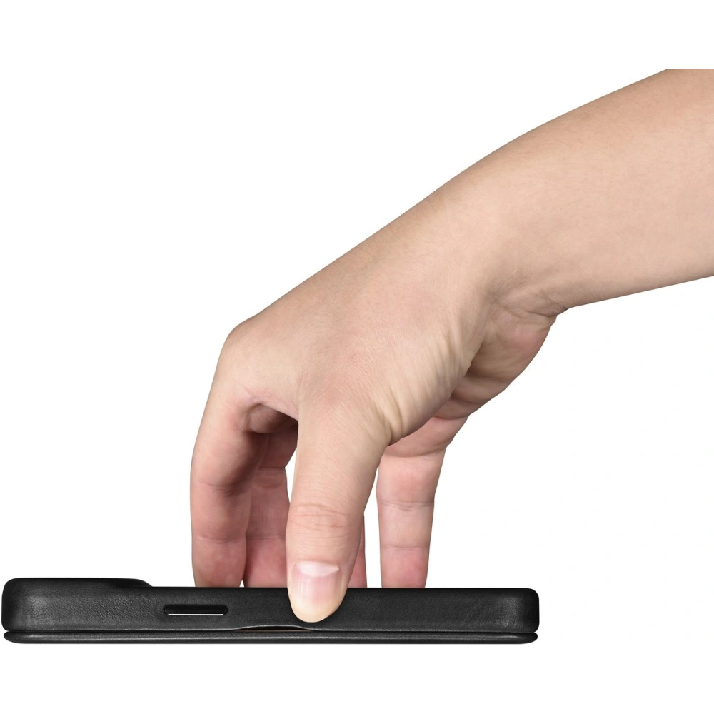 Etui iCarer CE Oil Wax Premium Leather Folio MagSafe Apple iPhone 14 Plus / 15 Plus czarny