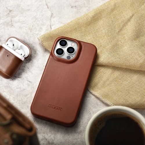 Kup Etui iCarer CE Oil Wax Premium Leather Folio MagSafe Apple iPhone 14 Pro Max hnědá - ICR394 - {ean13} - Sklep Home Screen