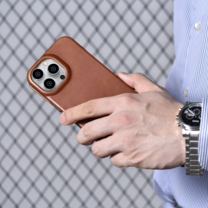 Kup Etui iCarer CE Oil Wax Premium Leather Folio MagSafe Apple iPhone 14 Pro Max hnědá - ICR394 - {ean13} - Sklep Home Screen