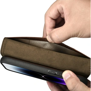 Kup Etui iCarer Oil Wax Wallet Anti-RFID 2in1 Apple iPhone 14 Pro Max brązowy - ICR450 - {ean13} - Sklep Home Screen