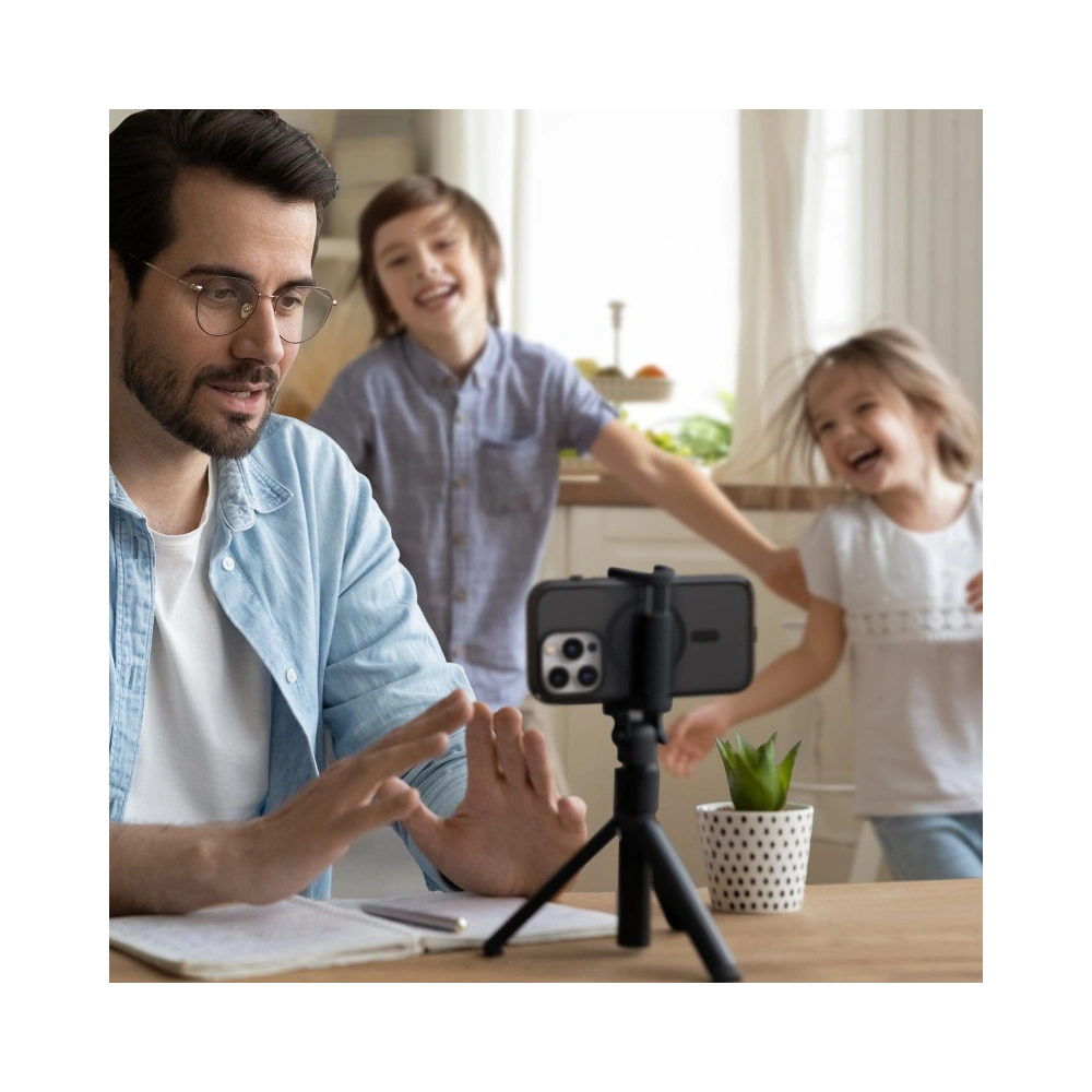 Etui Catalyst Influence MagSafe Apple iPhone 14 Pro czarne