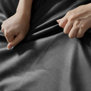 Etui Nillkin Qin Cloth Pro Samsung Galaxy S23 szare