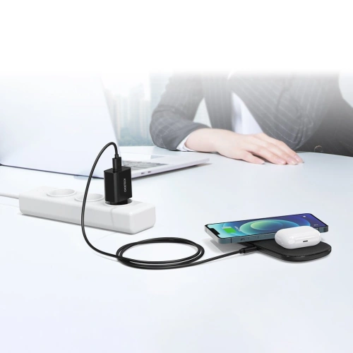 Kup Hálózati töltő Choetech Q5003 QC3.0 18W 3A + USB-A/USB-C kábel 1m fekete - CHT96 - {ean13} - Sklep Home Screen