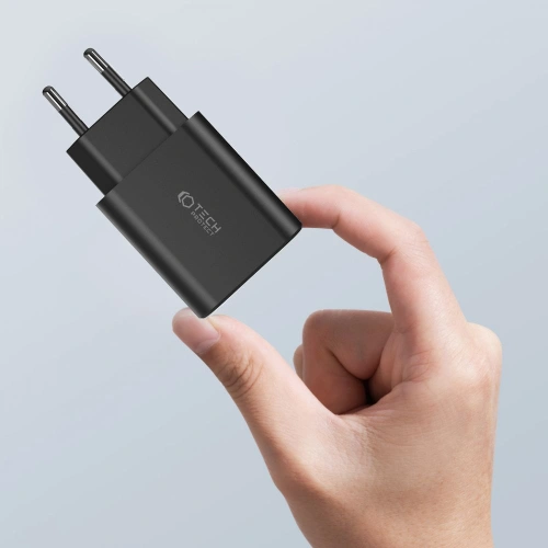 Kup Tech-Protect Netzwerk-Ladegerät C30W 3-Port Netzwerk-Ladegerät PD 30W QC 3.0 Schwarz - THP2056 - {ean13} - Sklep Home Screen