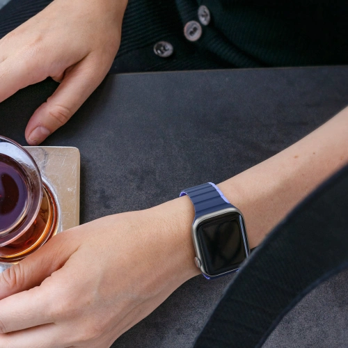 Kup Páskový magnet Dux Ducis Strap (LD verze) Apple Watch 4/5/6/7/SE/8/9/10 40/41/42mm modrý - DDS1782 - {ean13} - Sklep Home Screen