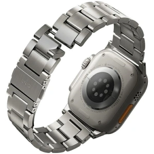 Kup UNIQ Osta Apple Watch 4/5/6/7/SE/8/9/Ultra 44/45/49mm Edelstahl silber/titanium silver - UNIQ932 - {ean13} - Sklep Home Screen