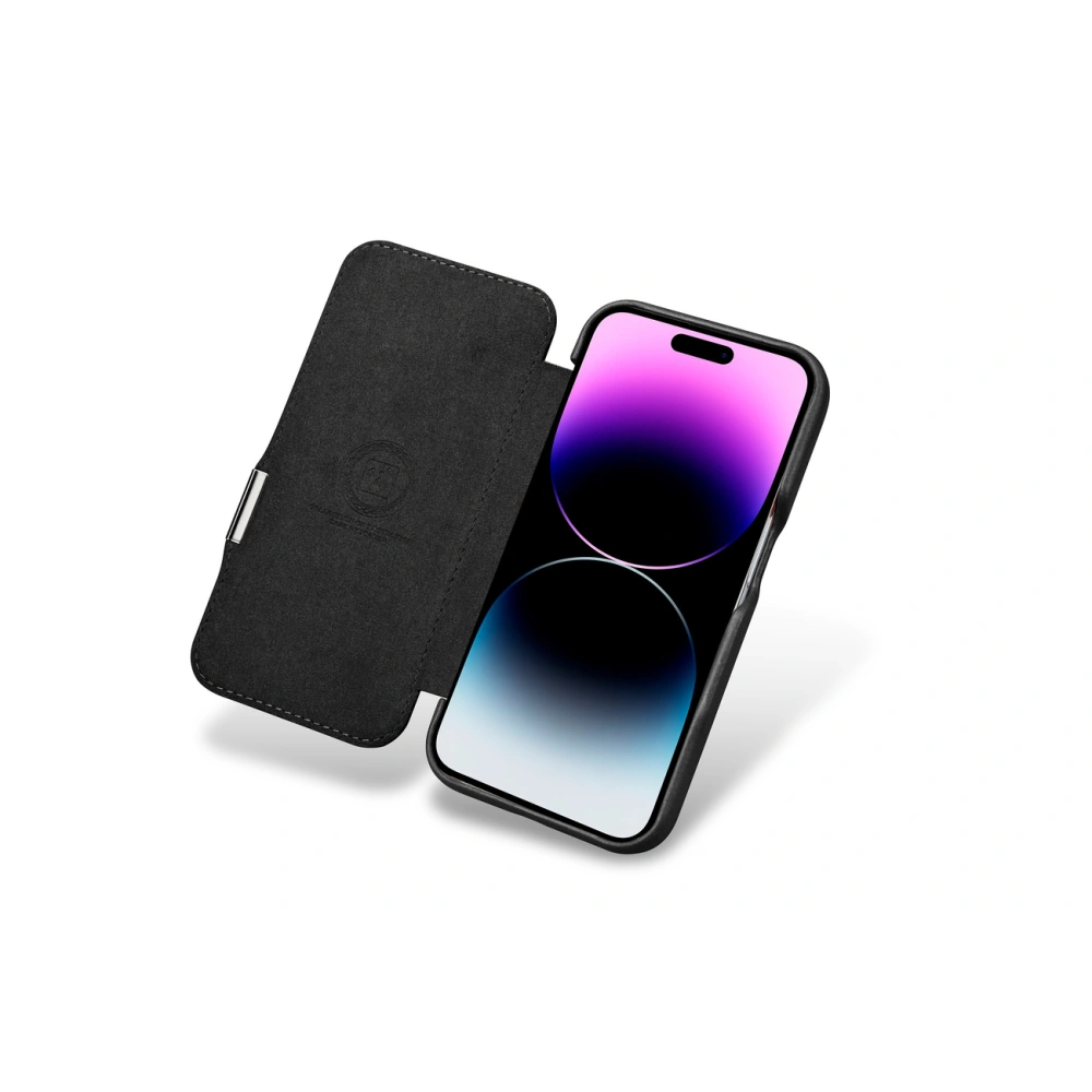 Etui iCarer Oil Wax Premium Leather MagSafe Apple iPhone 15 czarne