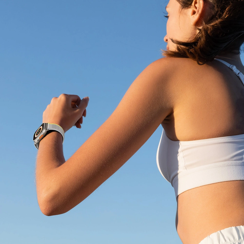 Pasek Dux Ducis Strap YJ Apple Watch 4/5/6/7/SE/8/9/10 40/41/42mm żółto-beżowy