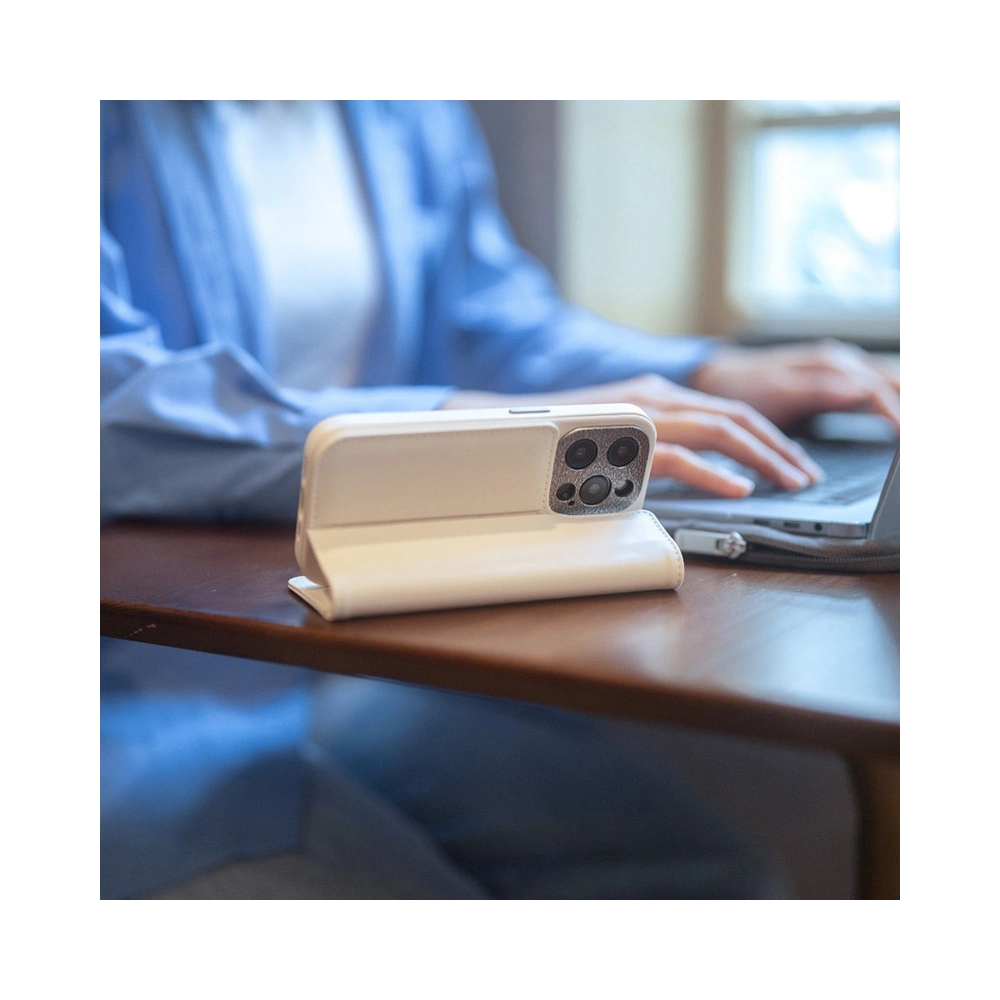 Etui Moshi Overture MagSafe 3w1 Apple iPhone 15 Pro (Eggnog White)