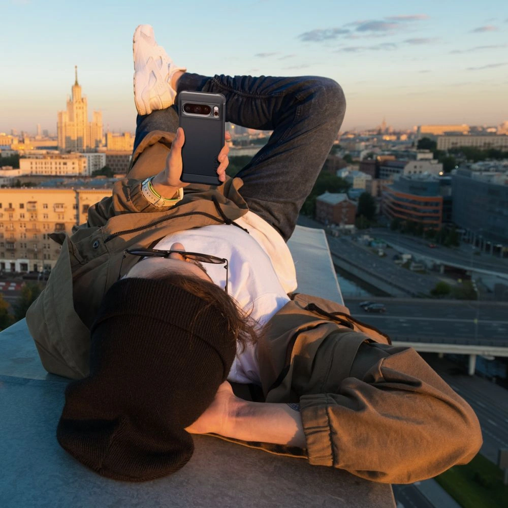 Etui Spigen Rugged Armor Google Pixel 8 Pro Matte Black