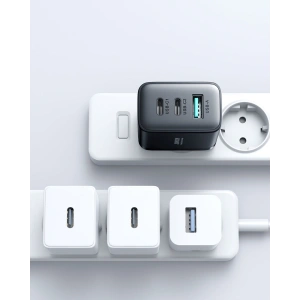 Kup Joyroom Încărcător JR-TCF10 2xUSB-C 1xUSB-A 32W negru - JYR818 - {ean13} - Sklep Home Screen