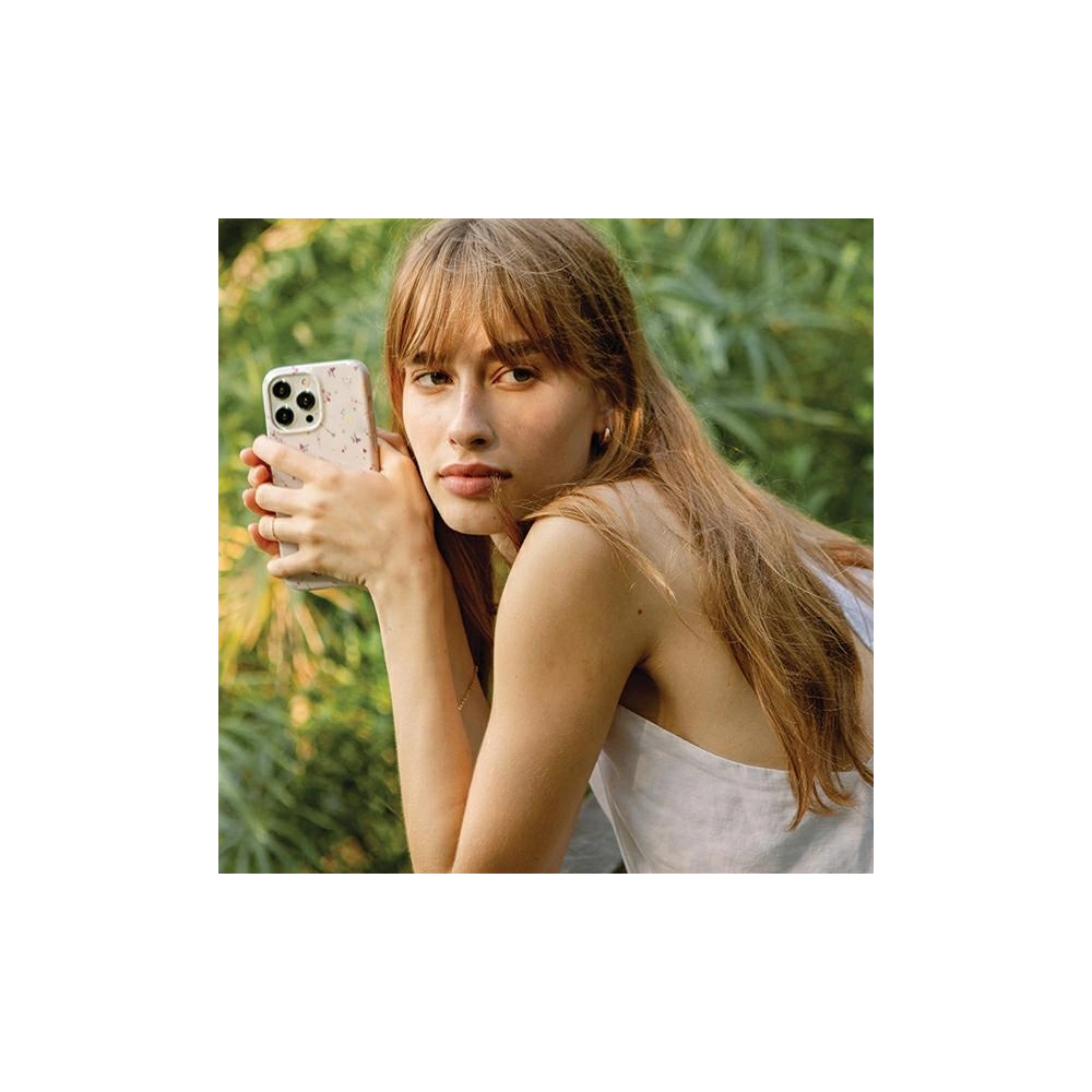 Etui UNIQ Coehl Prairie Apple iPhone 15 Pro beżowy/blush beige