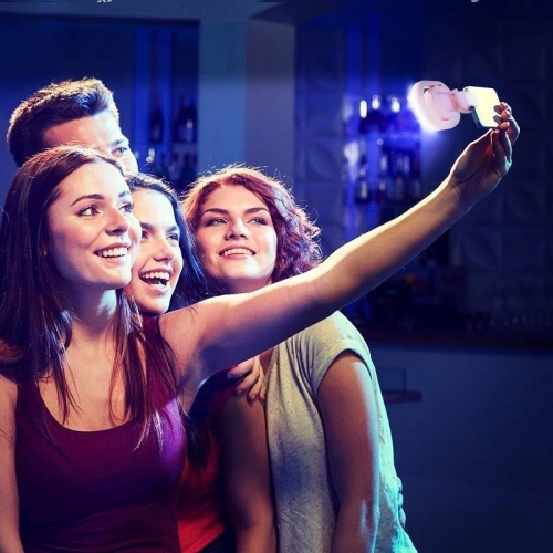 Buy BlitzWolf BW-SL1 Clip-on Selfie Fill Light - BLZ147 - {ean13} - Home Screen Store Europe