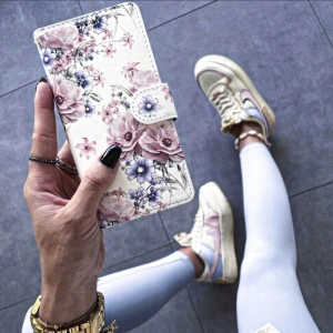 Kup Etui Tech-Protect Wallet Samsung Galaxy A35 5G Blossom Flower - THP2712 - {ean13} - Sklep Home Screen