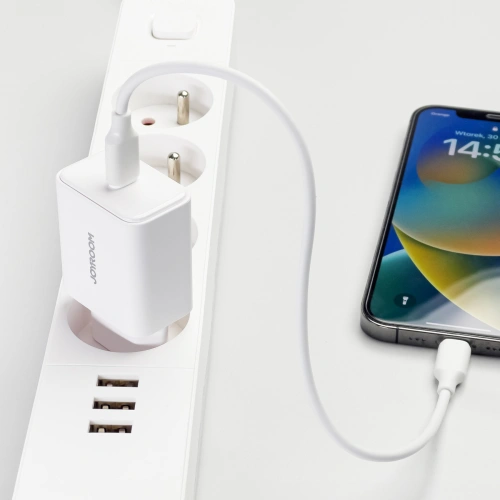 Kup Ładowarka sieciowa Joyroom JR-TCF06 USB-C PD 20W biała - JYR997 - {ean13} - Sklep Home Screen