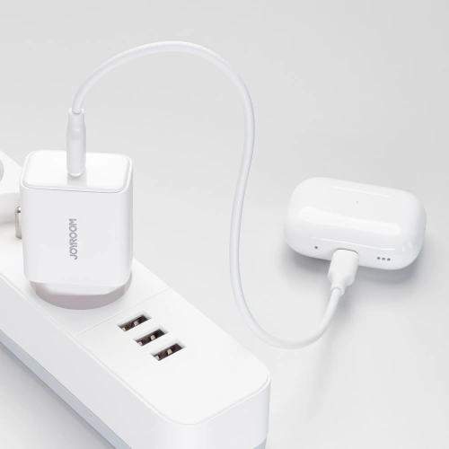 Kup Încărcătorul de rețea Joyroom JR-TCF06 USB-C PD 20W alb - JYR997 - {ean13} - Sklep Home Screen