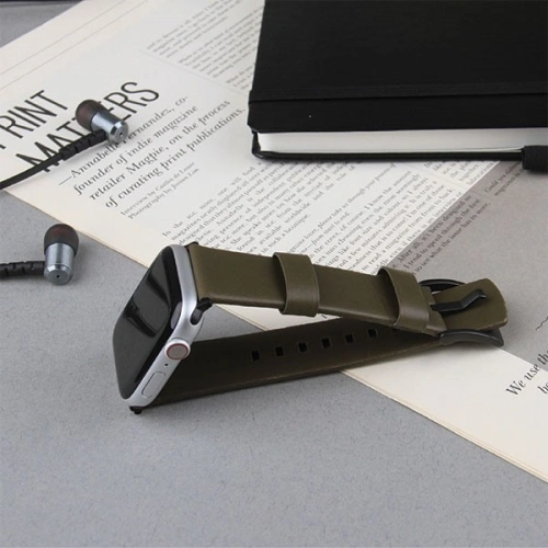 Kup Pasek UNIQ Mondain Apple Watch 4/5/6/7/SE/8/9/Ultra 44/45/49mm Genuine Leather oliwkowy/olive - UNIQ150OLIVE - {ean13} - Sklep Home Screen