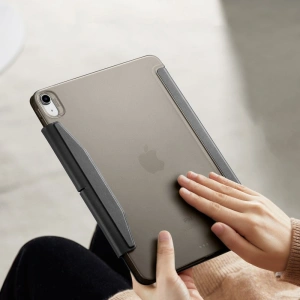 Kup Etui ESR Ascend Trifold Apple iPad Air 10.9 2020/2022 (4. i 5. generacji) / iPad Air 11 2024 (6. generacji) Frosted Black - ESR769 - {ean13} - Sklep Home Screen