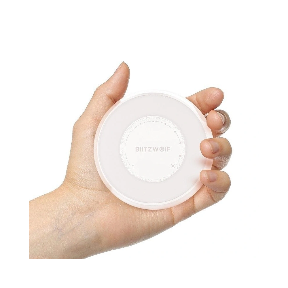 Lampka nocna BlitzWolf BW-LT22 z czujnikiem ruchu i zmierzchu (bateryjna)