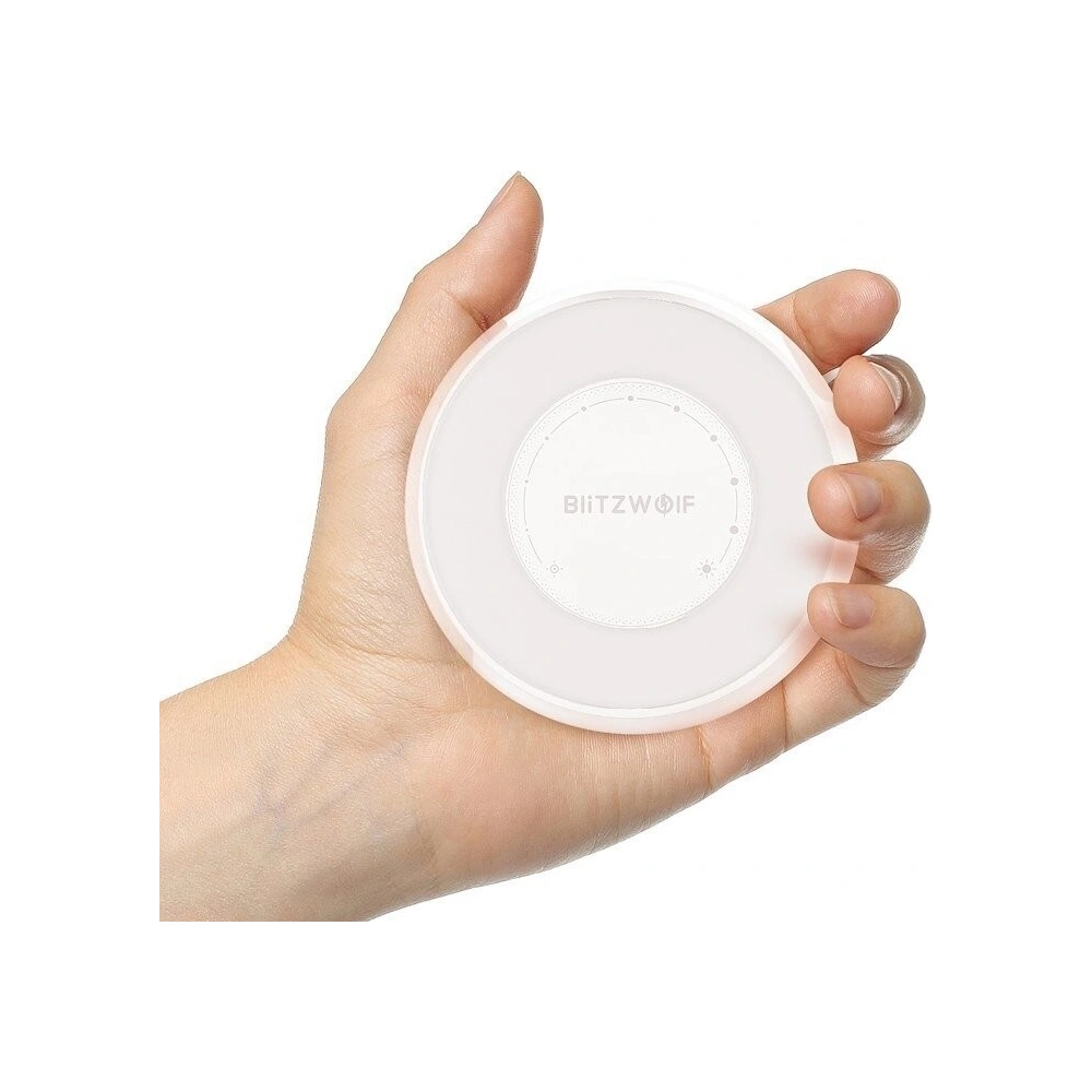 Lampka nocna BlitzWolf BW-LT22 z czujnikiem ruchu i zmierzchu (akumulatorowa)