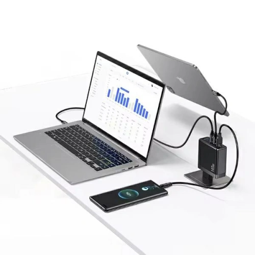 Kup USAMS US-CC168 Netzladegerät USB-A, 2xUSB-C T52 PD 140W Schnellladung + USB-C / USB-C Kabel 240W schwarz/black - USA1117 - {ean13} - Sklep Home Screen