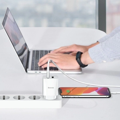 Kup Síťová nabíječka Baseus Speed Mini Dual Charger, 2x USB, 2A, 10,5W (bílá) - BSU1015WHT - {ean13} - Sklep Home Screen