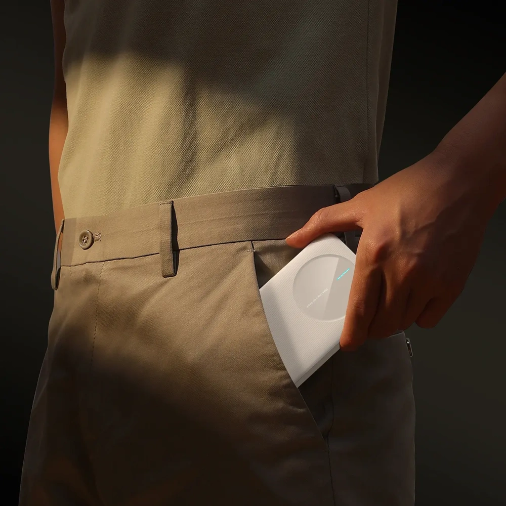 Powerbank Joyroom JR-PBF12 10000mAh 12W 2.4A 2xUSB-A, USB-C biały