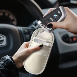 Kup Tech-Protect KLR100 cuptor faraday Pouch Blochează semnalul RFID fără cheie Caffe Latte - THP3380 - {ean13} - Sklep Home Screen