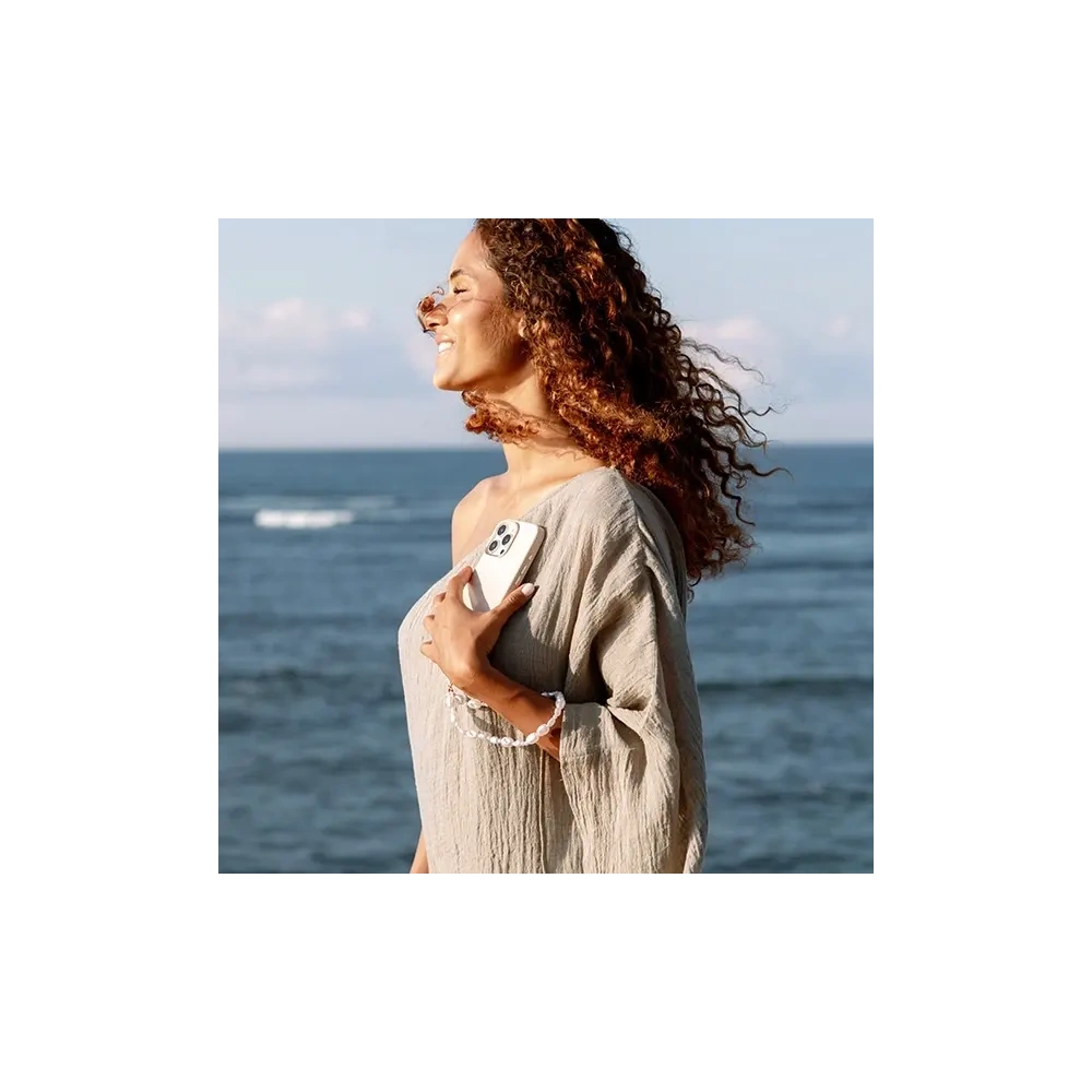 Etui UNIQ Coehl Muse Apple iPhone 16 Pro Max Magnetic Charging kremowy/cream