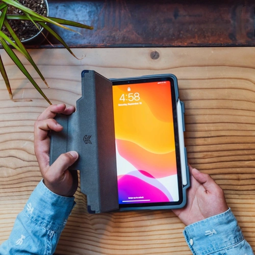 Kup STM Dux Plus Apple iPad 10,9" 2022 10. Generation MIL-STD-810G mit Apple Pencil Halter (Schwarz) EDU/COM-Version - STM78 - {ean13} - Sklep Home Screen