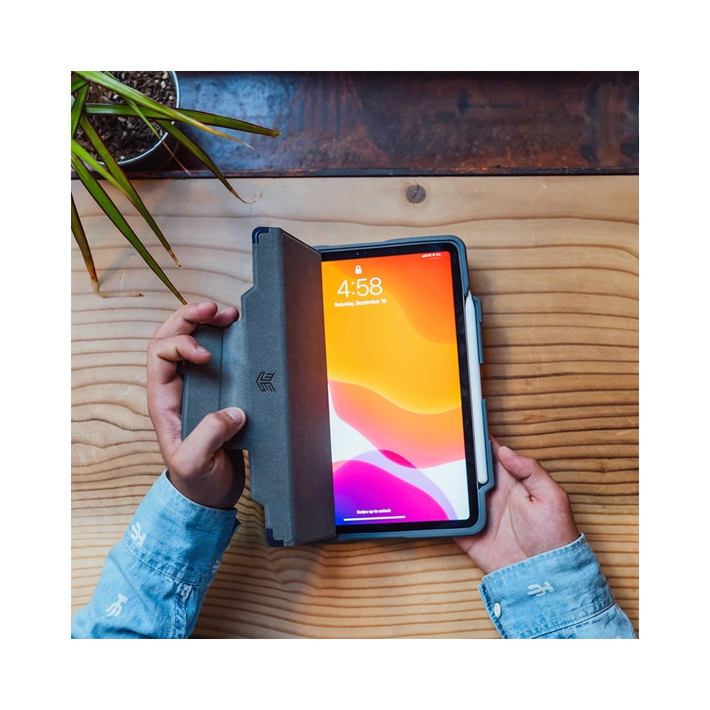 Etui STM Dux Plus Apple iPad 10.9" 2022 (10. generacji) MIL-STD-810G z uchwytem na Apple Pencil (Black) wersja EDU/COM