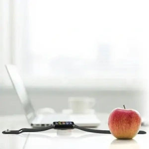 Kup Ładowarka bezprzewodowa 4smarts VoltBeam Mini do Apple Watch 1-8/SE z kablem 1m USB-A 2.5W biały/white - 4SMR23 - {ean13} - Sklep Home Screen