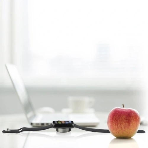 Kup Ładowarka bezprzewodowa 4smarts VoltBeam Mini do Apple Watch 1-8/SE z kablem 1m USB-C 2.5W biały/white - 4SMR25 - {ean13} - Sklep Home Screen