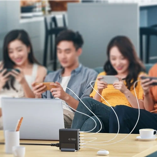 Kup Tech-Protect stație de încărcare DC80W-GAN 6-porturi 2xUSB-A, 4xUSB-C încărcător desktop PD80W / QC3.0 negru - THP3478 - {ean13} - Sklep Home Screen