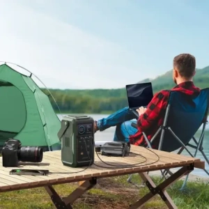 Powerbank Joyroom JR-PBF10 75000mAh 100W 3xUSB-A, 3xUSB-C ze składaną latarką i rączką zielony