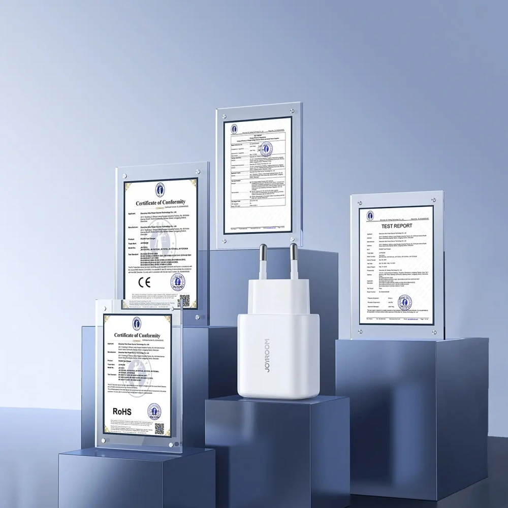 Ładowarka sieciowa Joyroom JR-TCF21 USB-C / USB-A 20W PD / QC 3.0 biała