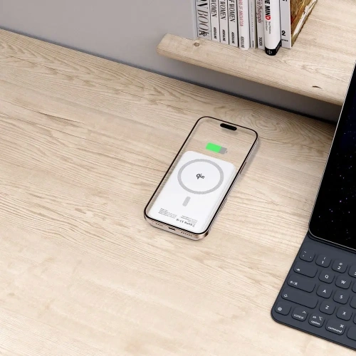 Kup Tech-Protect PB24 LifeMag Qi2 MagSafe Power Bank 10000mah Weiß - THP3573 - {ean13} - Sklep Home Screen