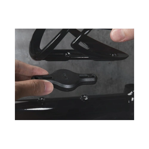 Kup Uchwyt do roweru do AirTag LAUT Bike Tag Bottle Mount (black) - LUT10 - {ean13} - Sklep Home Screen
