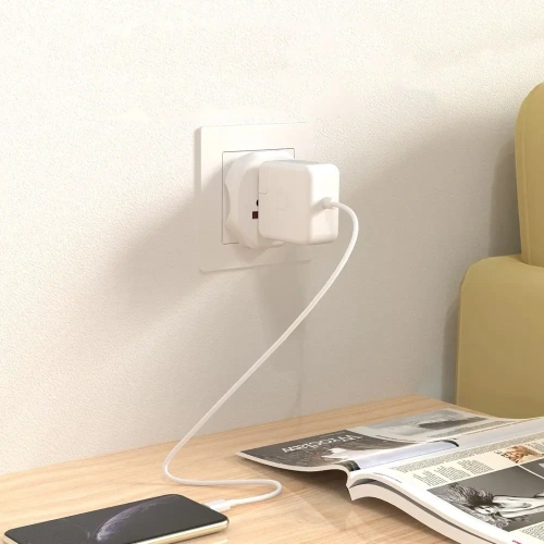 Kup Tech-Protect Universeller Reiseadapter aus der EU Weiß - THP3630 - {ean13} - Sklep Home Screen